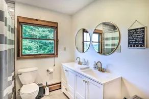 Newly Renovated MountainTop Escape in Burnsville - Innvendig