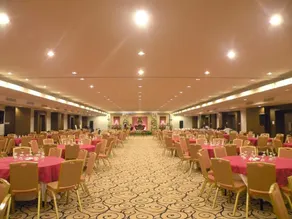 Hotel Grasia Semarang - Restaurant