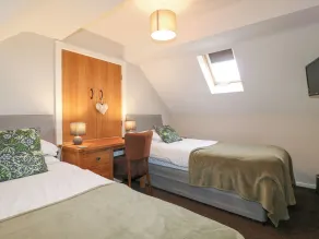 Roaches View Barn - Room