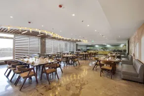 Sarovar Portico Sonipat - Restaurante