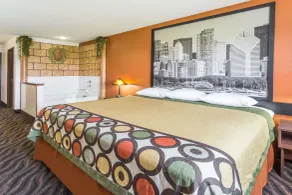 Super 8 by Wyndham Dixon - Room