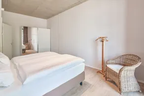 havelblau Ferienlofts - Stilvoll wohnen unmittelbar an der Havel - zentral - Küche - WLAN - Wallbox - Kajaks und Fahrräder vor Ort - Room