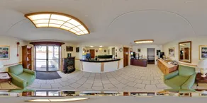 Econo Lodge Inn & Suites Windsor Locks Bradley Airport - Hall