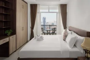 Queen Mansion - Room