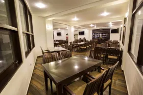 Grand 7 Hotel Kesbewa - Ristorante
