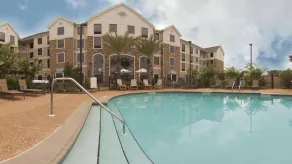 Homewood Suites by Hilton Montgomery EastChase - Piscine