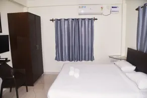 Klase Homep - Room