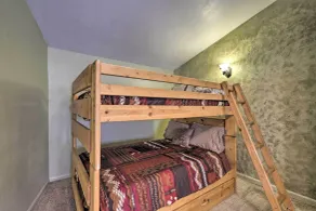 'Red Rock Rambler' Moab Home w/ Hot Tub & Views! - Innvendig
