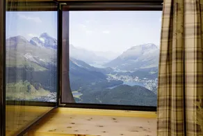 Romantik Hotel Muottas Muragl - Udsigt fra værelset