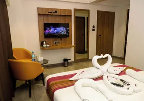 Hotel Aura Inn Airoli ,Digha - Rom