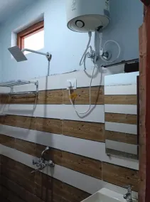 Prem Ji Aanand Hotel and Restaurant - Baño