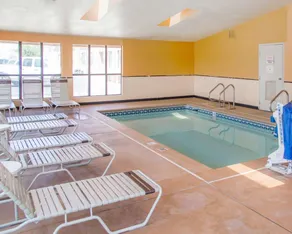 Quality Inn Broken Arrow - Tulsa - Piscine