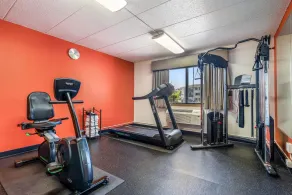 Baymont by Wyndham Bloomington MSP Airport - Sala de fitness