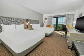 DoubleTree by Hilton Austin - Room