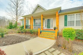 Private Deck & Views: Rural Virginia Escape - Innenbereich