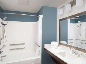 WoodSpring Suites Cleveland North - Rom