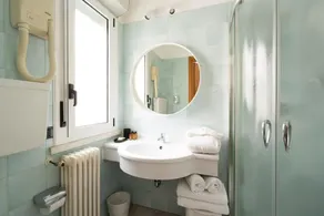 Hotel Adriatica - Badezimmer