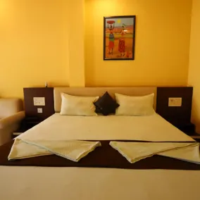Golden View Resort & Restaurant - Room