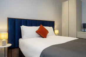 Station Suites - Room