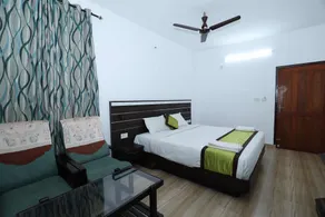 Lazo Golden Valley Resort , Munnar - Zimmer