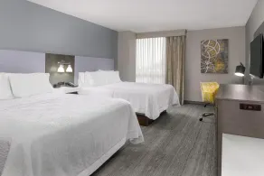 Hampton Inn & Suites Kansas City-Country Club Plaza - Chambre