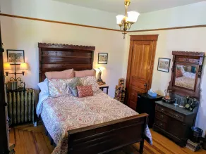 1899 Inn - Chambre