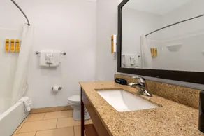 Best Western Plus Covered Bridge Inn - Salle de bain