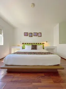 Seven Crown Express & Suites by Kavia - Chambre