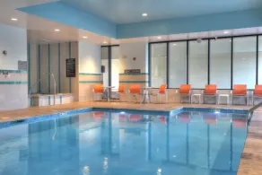 Holiday Inn & Suites Pigeon Forge Convention Center by IHG - Piscina