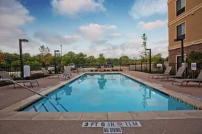 Staybridge Suites Austin South Interstate Hwy 35 by IHG - Pool