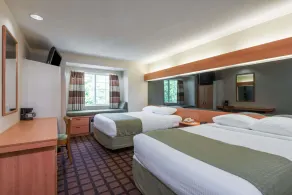 Microtel Inn & Suites by Wyndham Uncasville Casino Area - Chambre