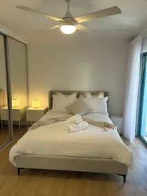 Pacific Place Apartments - Quarto