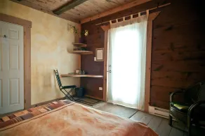 Green Dragon Organic Farm and B&B - Room