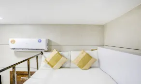Hotel Rooms Dadar near Station - Room