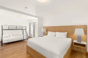 Airlie Beach Hotel - Room