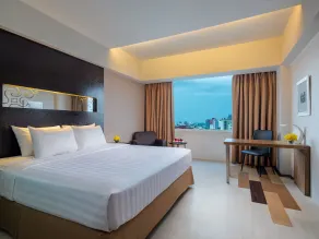 Aston Makassar Hotel & Convention Center - Room