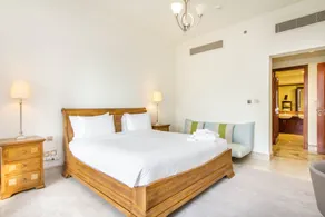 Bespoke Residences - South Residence - Room