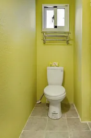 Hill Side B&B - Bathroom