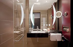 Steigenberger Parkhotel Braunschweig - Bathroom