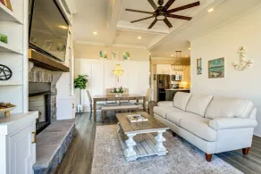 Shoreside Getaway on Tims Ford Lake w/ Pool Access - Interiør