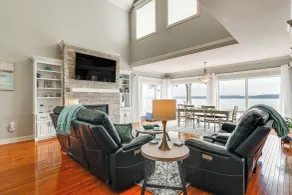 Waterfront Bliss: Wheeler Lake Retreat w/ Dock! - Innenbereich