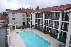 La Quinta Inn by Wyndham Fresno Yosemite - Piscine