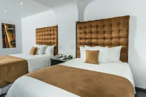 Riande Aeropuerto Hotel Casino - Room