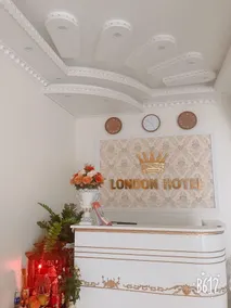 Hotel London - Rezeption