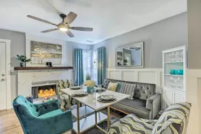 Chic Meadowbrook Condo ~ 12 Mi to Birmingham! - Innenbereich