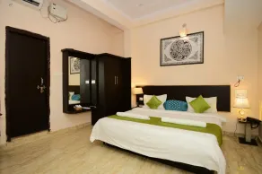 Hotel Madhava Naimisharanya - Værelse