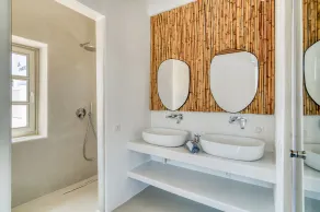 Lil Paros Luxury suites - Bad