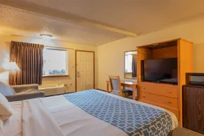 Travelodge by Wyndham Chehalis - Room