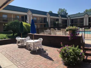 Quality Inn Morganton Southeast - Piscine