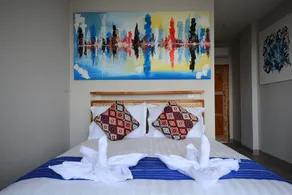 Harbour Komodo Hotel - Zimmer